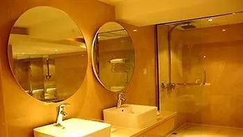 Pier One Hotel