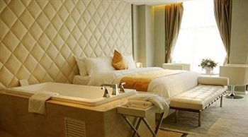 Pier One Hotel Shanghai